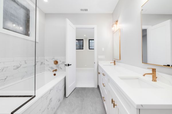 Cost of Bathroom Installation in Daphne