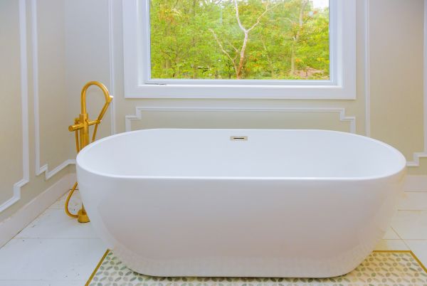 Cost of Tub Renovation Service in Daphne